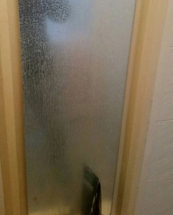 浴室鏡 水垢除去 before